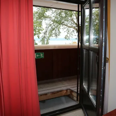 Seehotel Pegasus Отель Хершинг-ам-Аммерзе